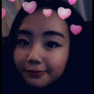 Meet your Posher, Luna